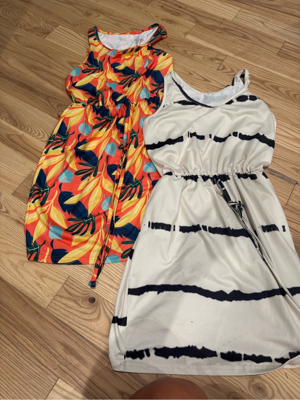 SHEIN Bright Tropical Print & Black-Striped White Sleeveless Dresses